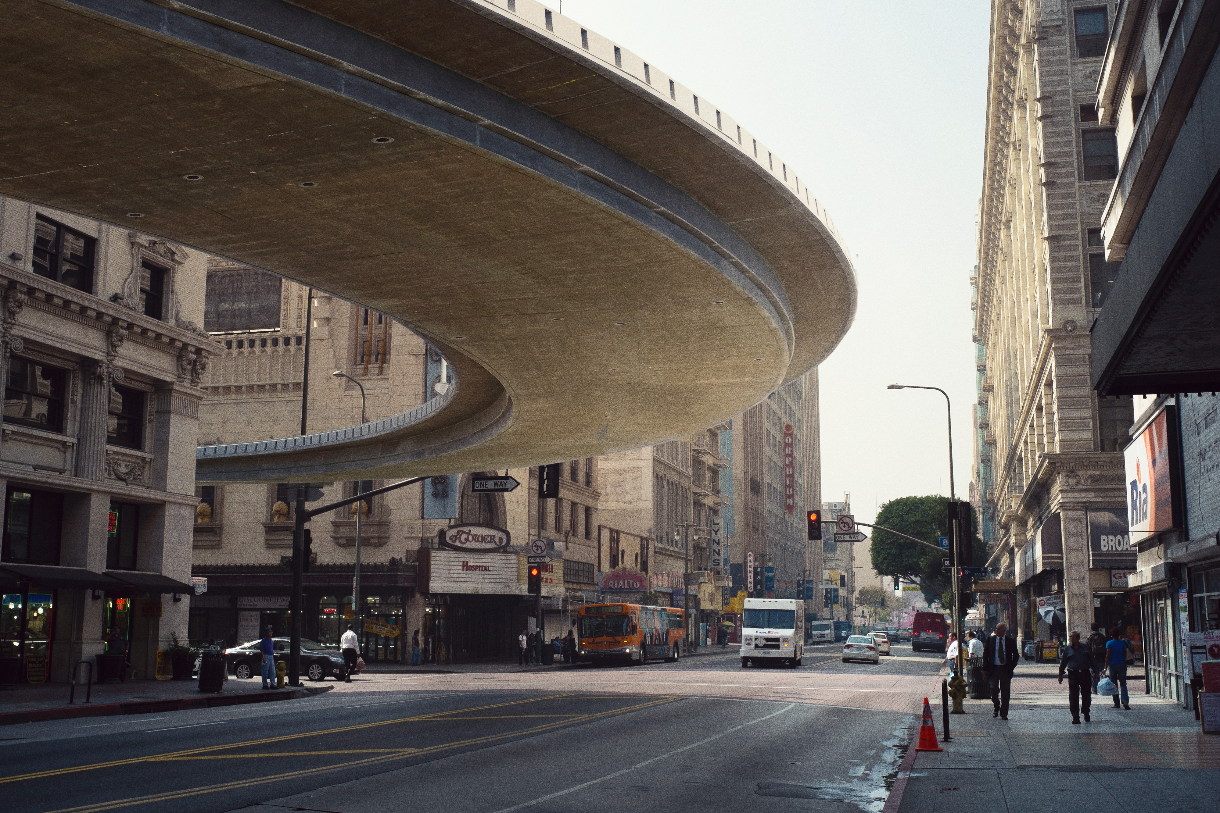 Kai-Uwe Gundlach - the one on the right is on the left #2