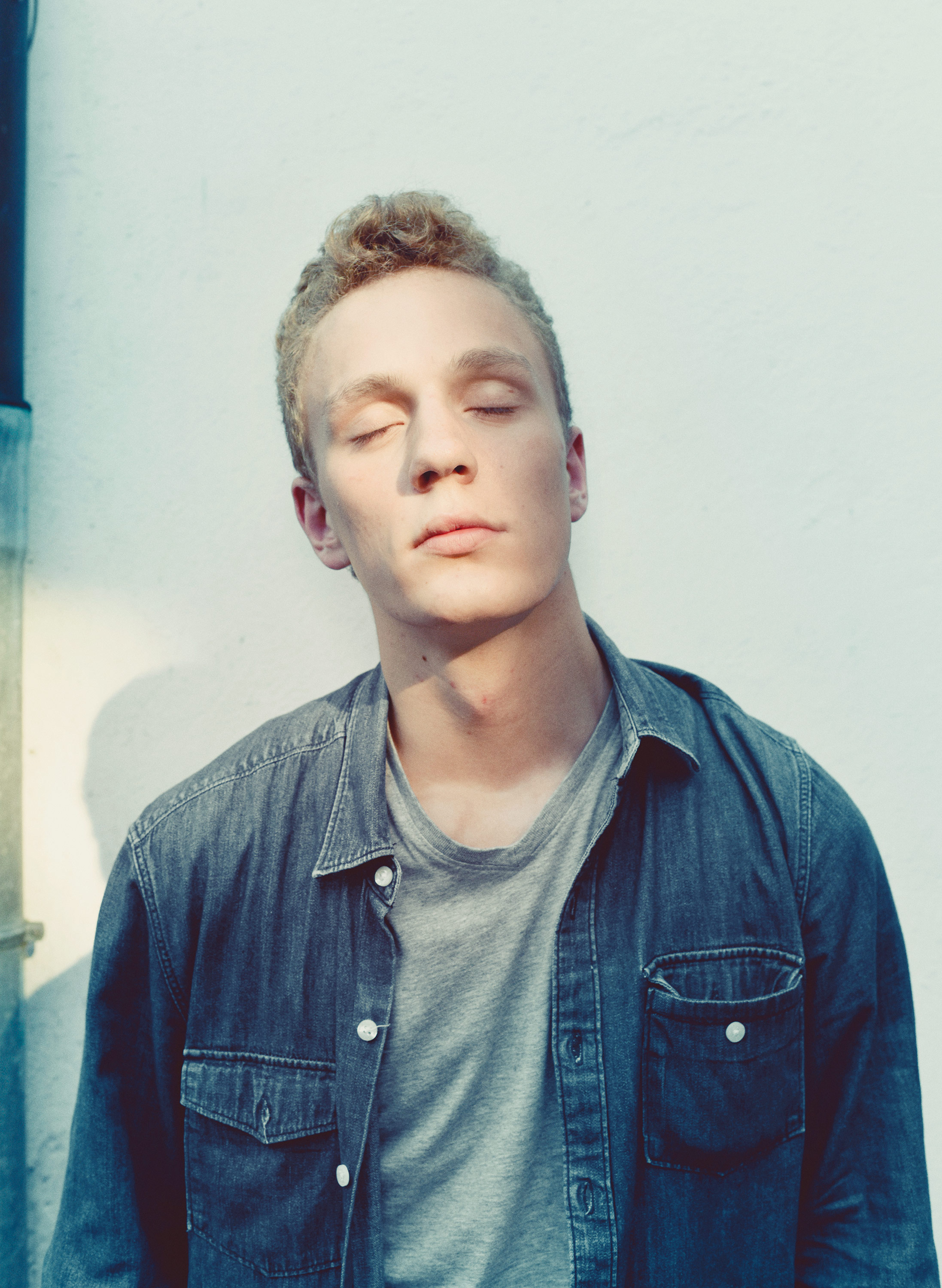 Kai-Uwe Gundlach - just looking