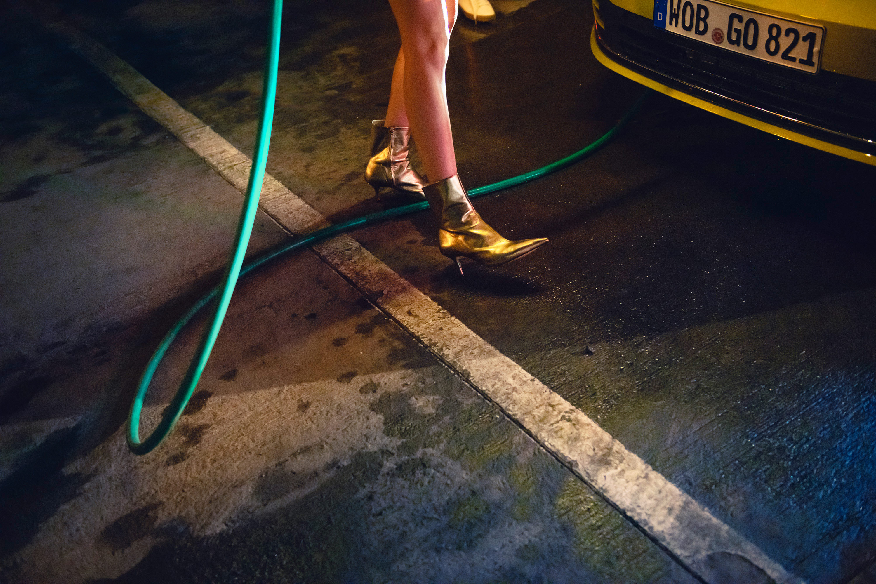 Kai-Uwe Gundlach - VW Golf Date Night