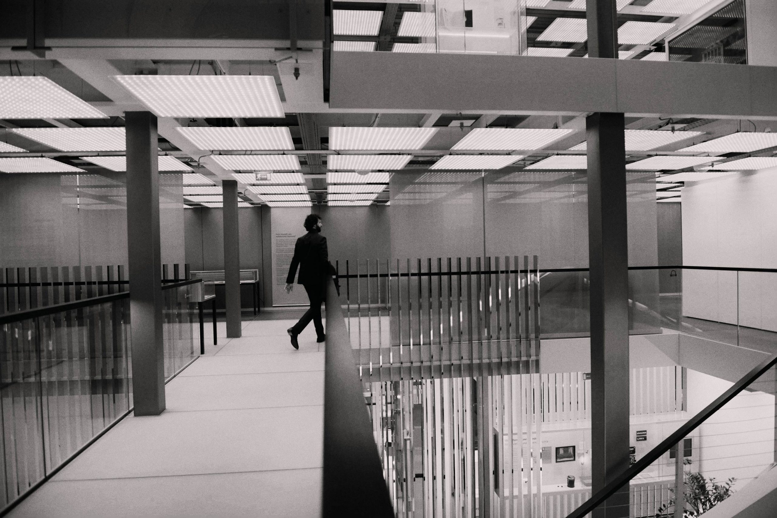 Kai-Uwe Gundlach - close the blinds