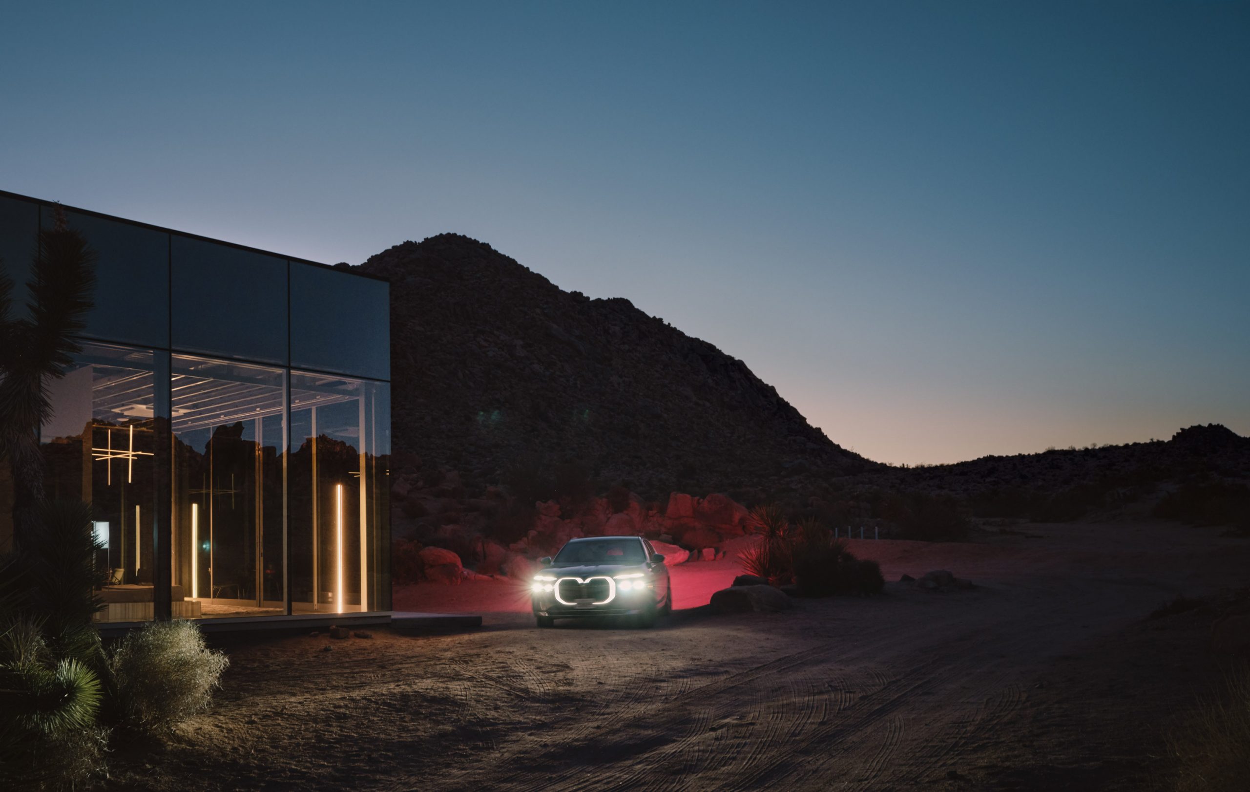 Kai-Uwe Gundlach - BMW i7 – the invisible house